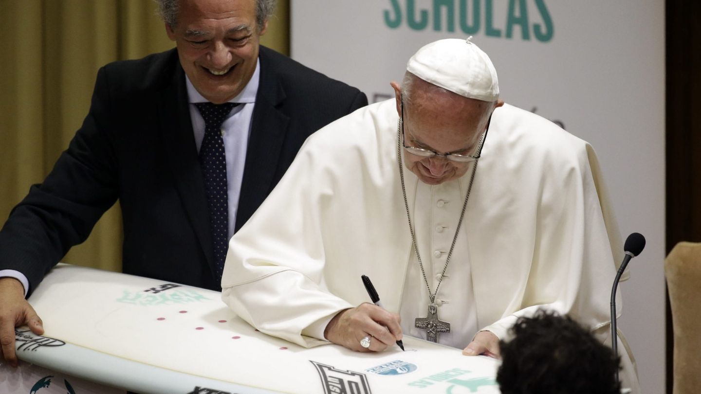 Il Papa ai giovani di Scholas Occurrentes: "la nostra vita umana, è fare del caos un cosmo"