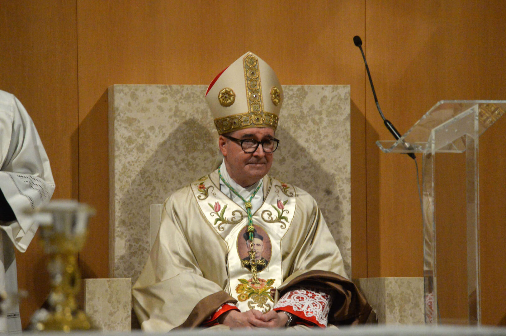 Mons. Tremolada ordina diacono il religioso Villaroel: «C’è più gioia nel dare che nel ricevere»