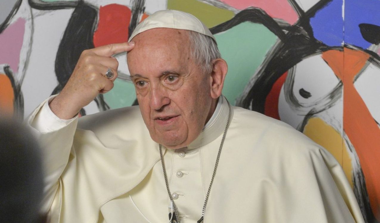 Francesco: Vescovo di Roma ma quando voglio io. E vola in Ungheria