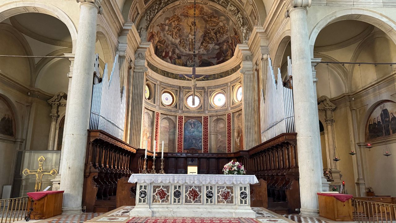 L’altare e il corpo. I segni che educano alla fede