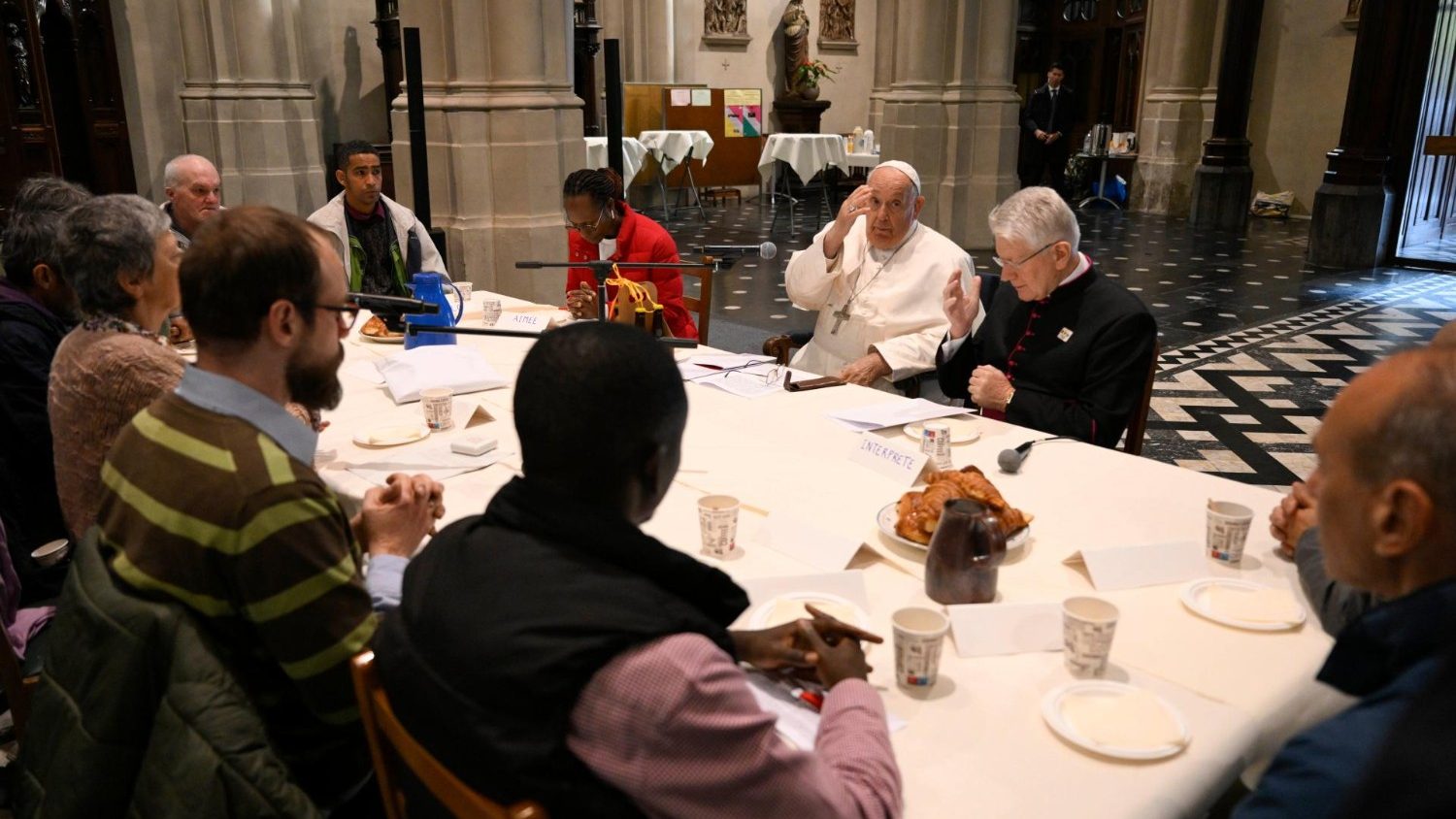 Bruxelles. Colazione con i poveri per Papa Francesco