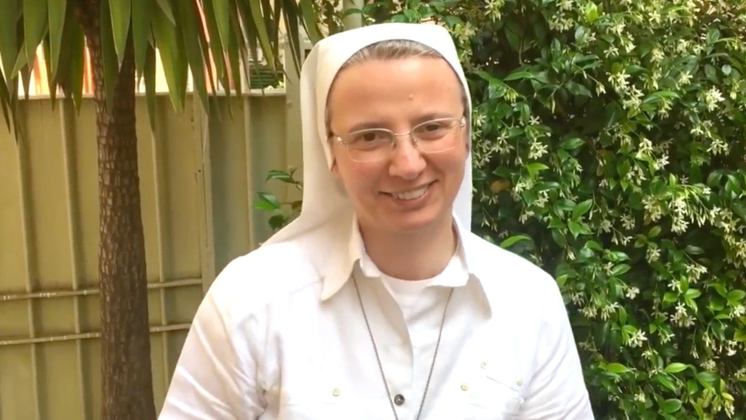Suor Brambilla prefetto. Il dramma del Dicastero "per i religiosi" non finisce più