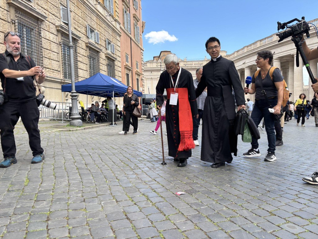 Verso il Conclave. "Lo Spirito verrà a dirvi che ha sbagliato per venti secoli?” – Il grido del cardinale Zen contro la deriva sinodale