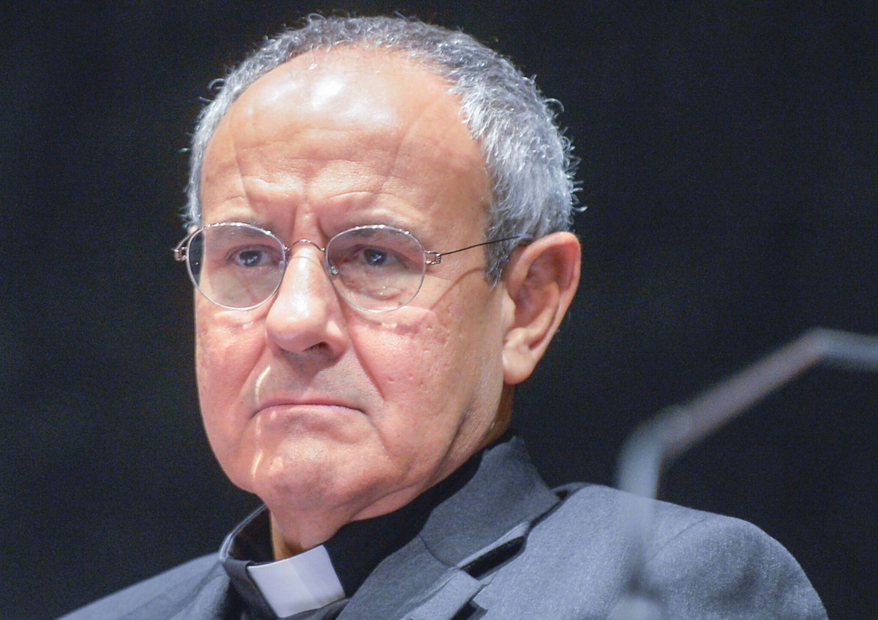 La verità su CL. "Carrón non prende mai decisioni"