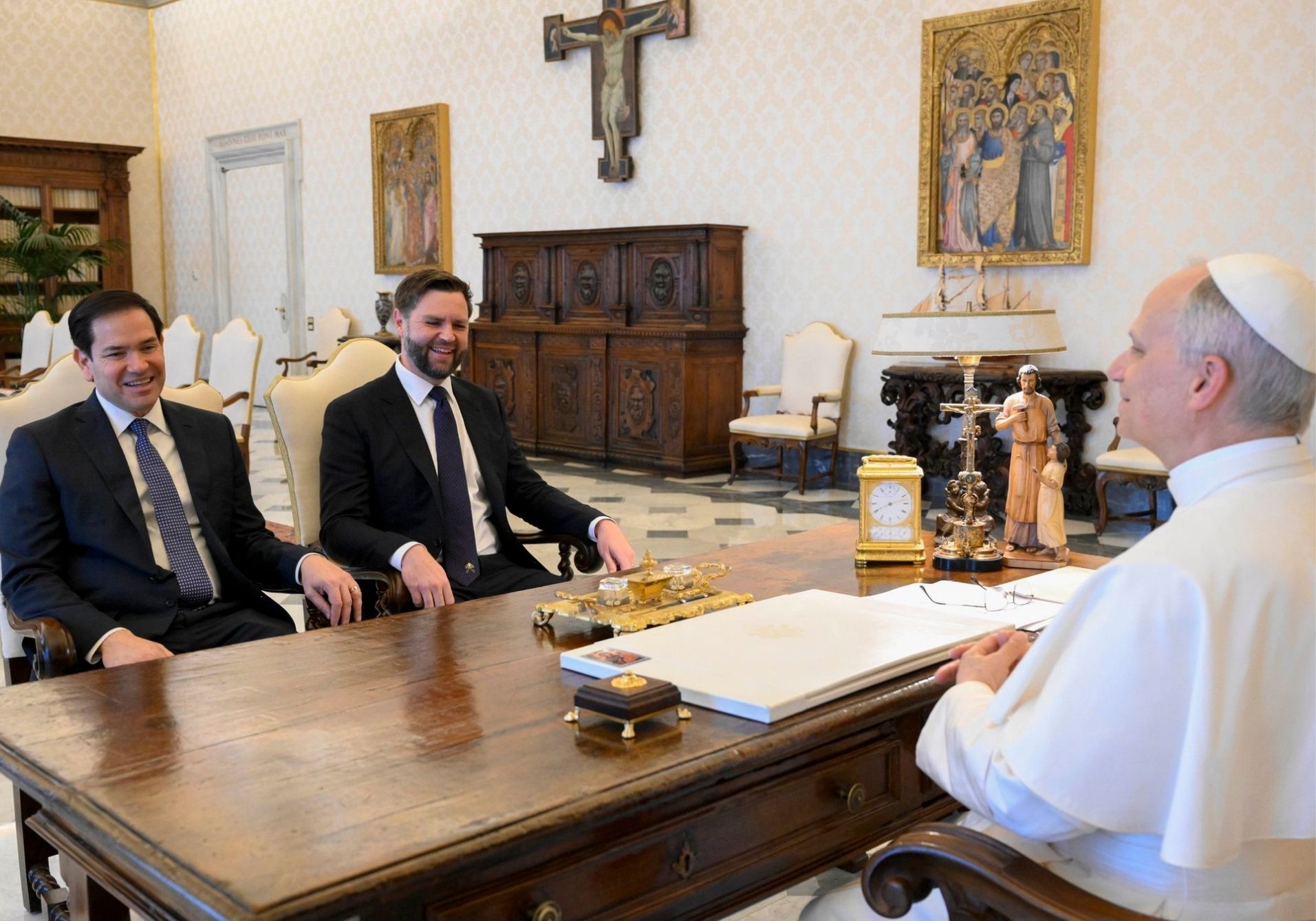 Da Castel Gandolfo, Leone XIV richiama la coscienza degli Stati Uniti