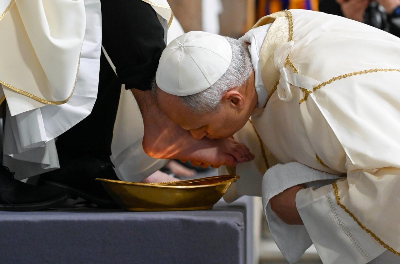Coena Domini. Leone XIV: «Gesù purifica, non solo la nostra immagine di Dio, ma anche la nostra immagine dell’uomo»