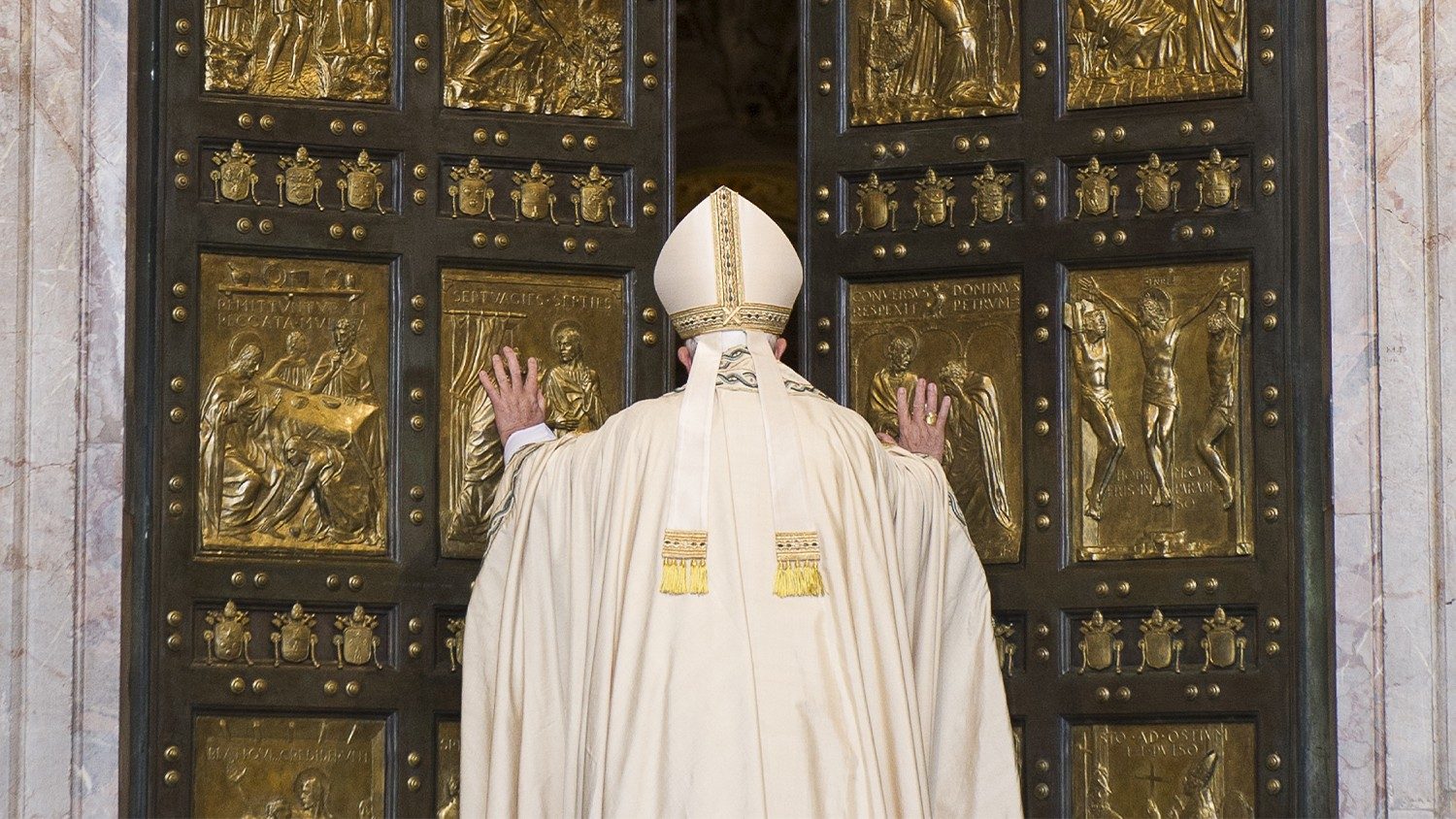 Giubileo 2025. Il Papa consegna la Bolla di indizione nella Solennità dell'Ascensione