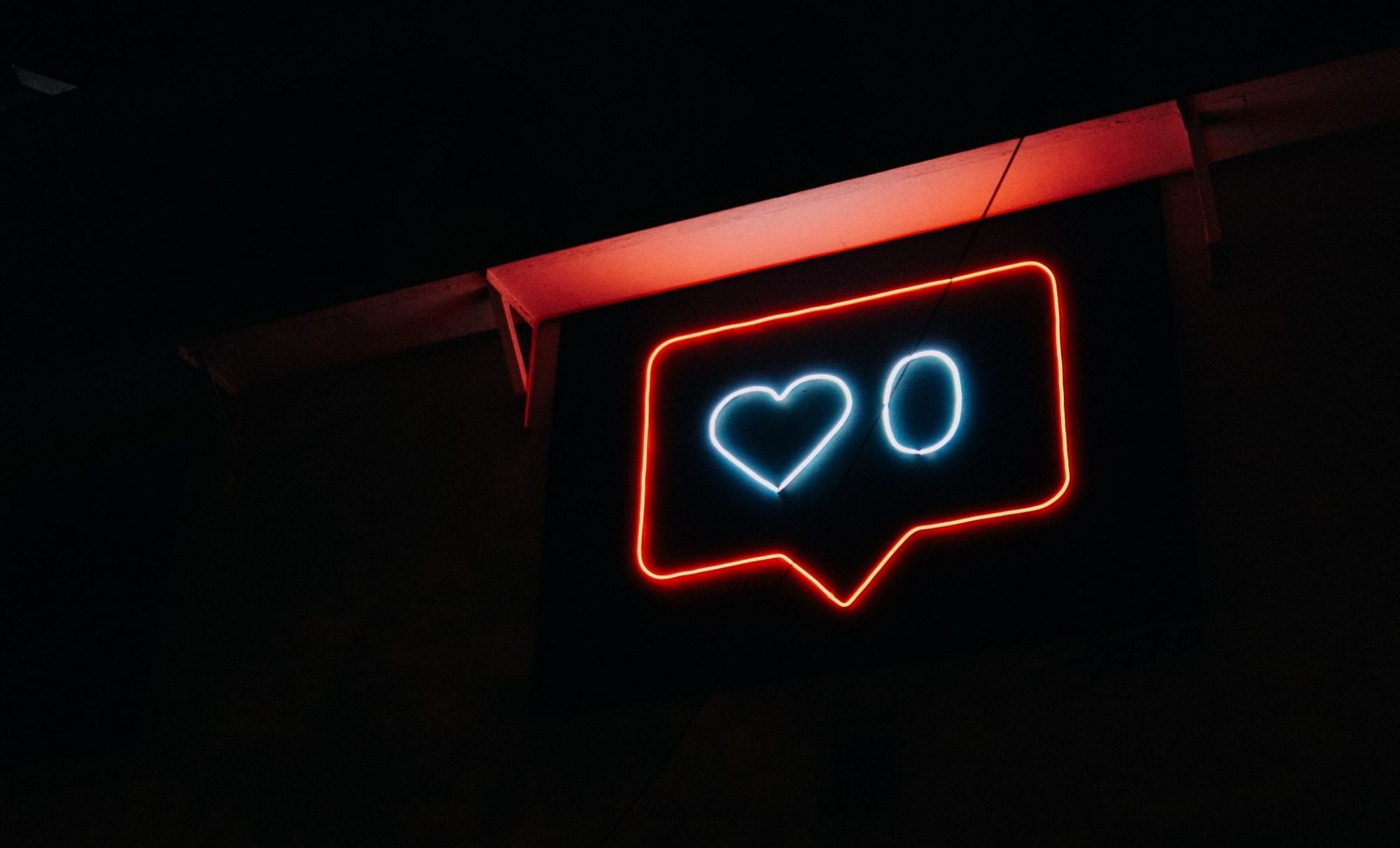 Social Network. Nel teatro delle proiezioni
