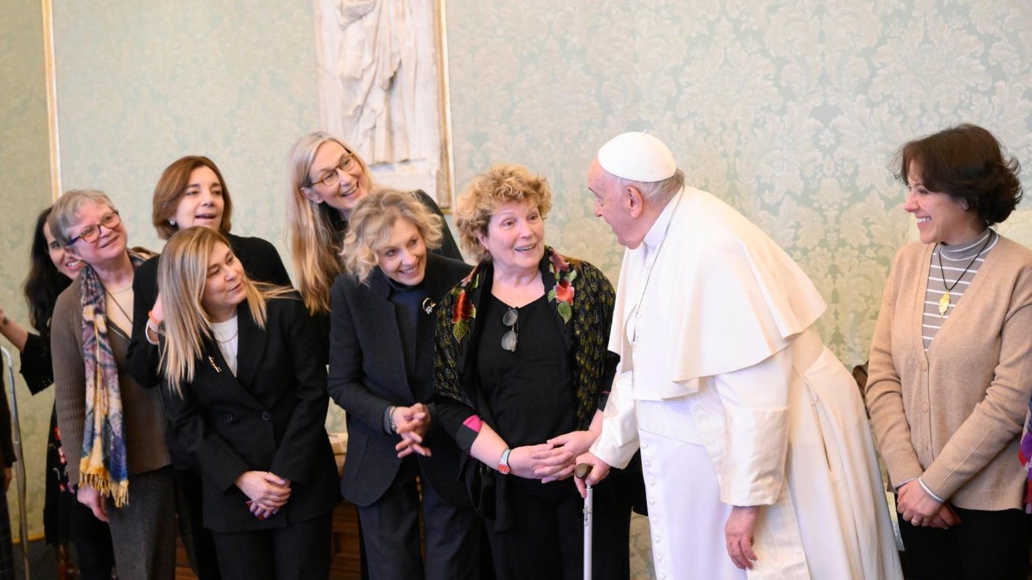 Donne Chiesa Mondo e la fede piegata all’ideologia (con i soldi del Papa)