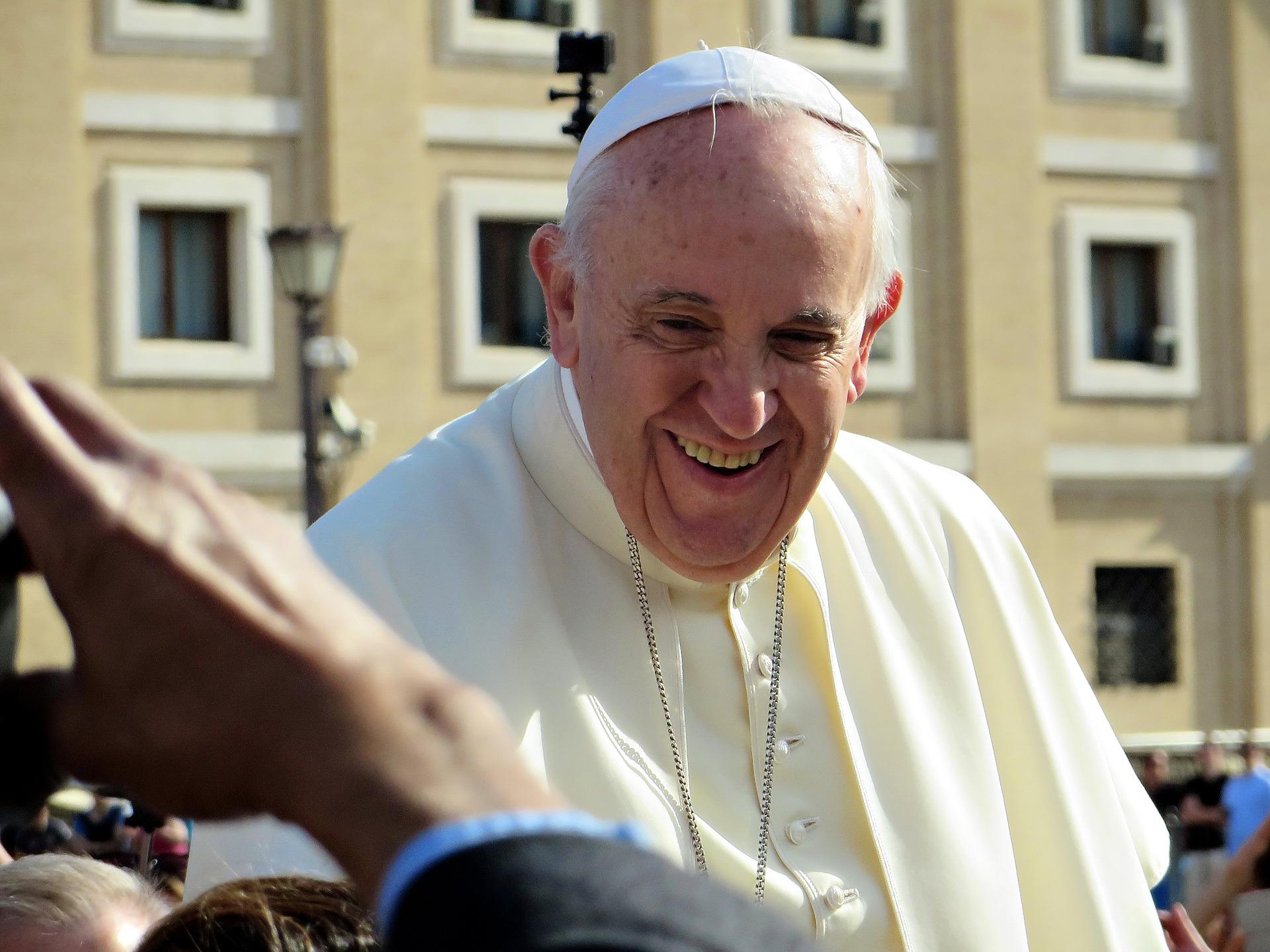 Papa Francesco: "è necessario educare alla Pace"