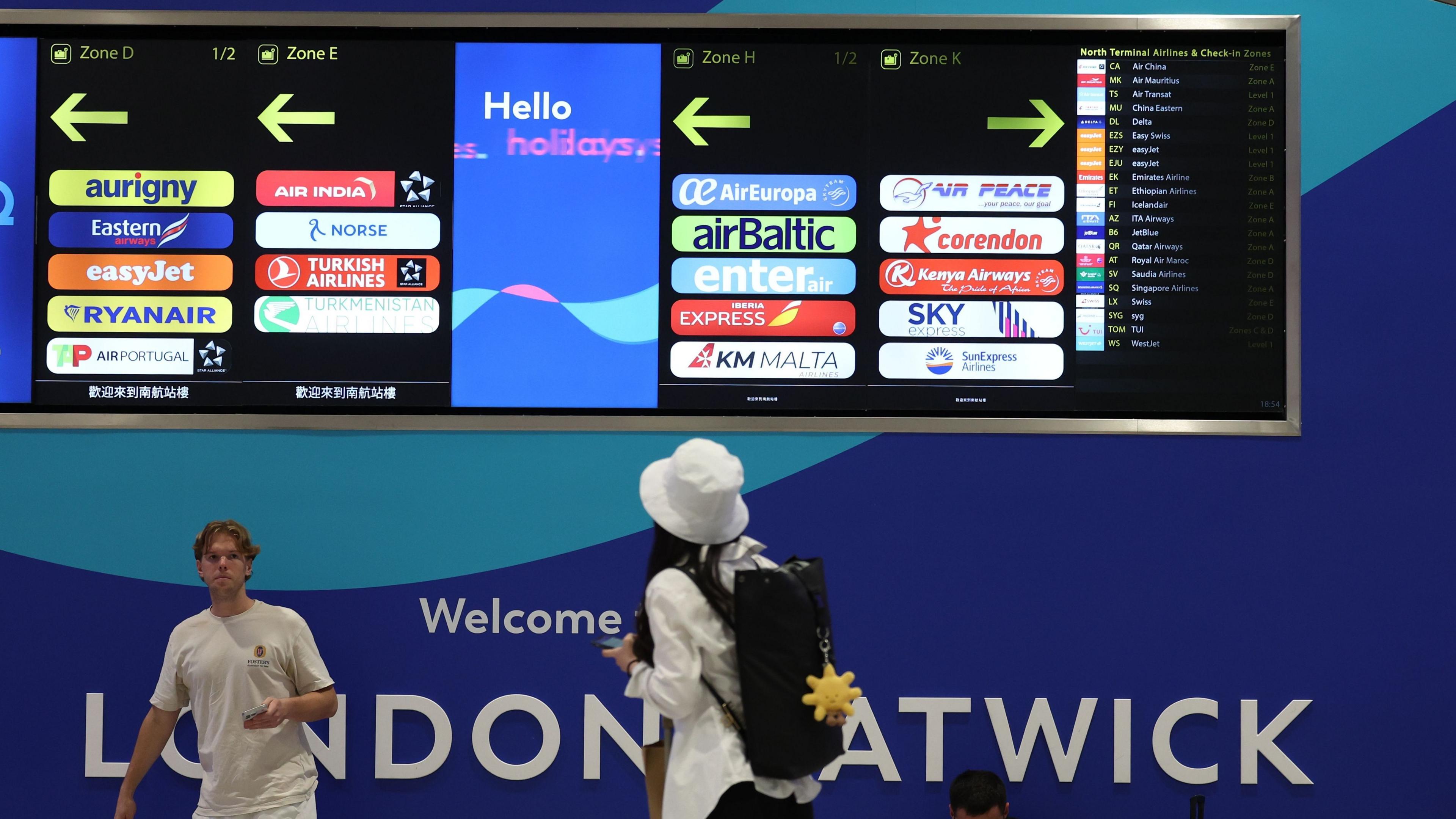 What happened to UK air traffic control, and why hundreds of flights were cancelled