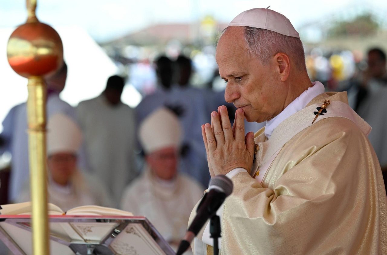 A Saurimo il Papa scuote l’Angola: la fede non è commercio