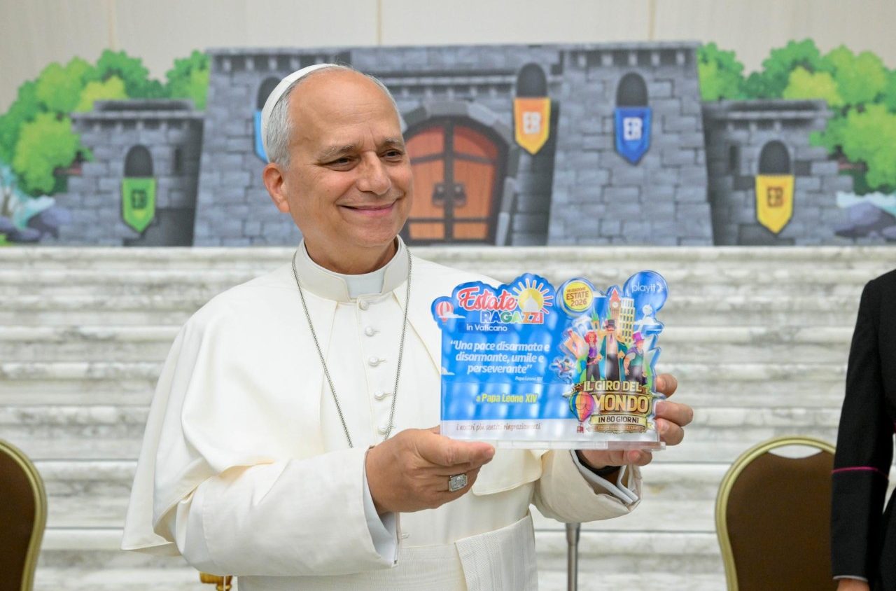 «Siamo esseri umani, non tecno-robot»: Leone XIV incontra i ragazzi dell'Estate Ragazzi in Vaticano