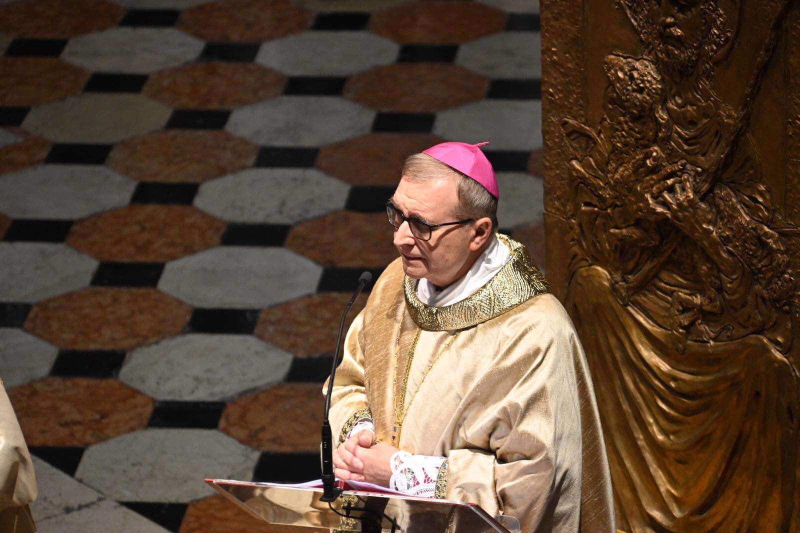 Diocesi di Brescia. Mons. Tremolada apre l'anno santo: «Un tempo nel quale ricucire le nostre ferite»