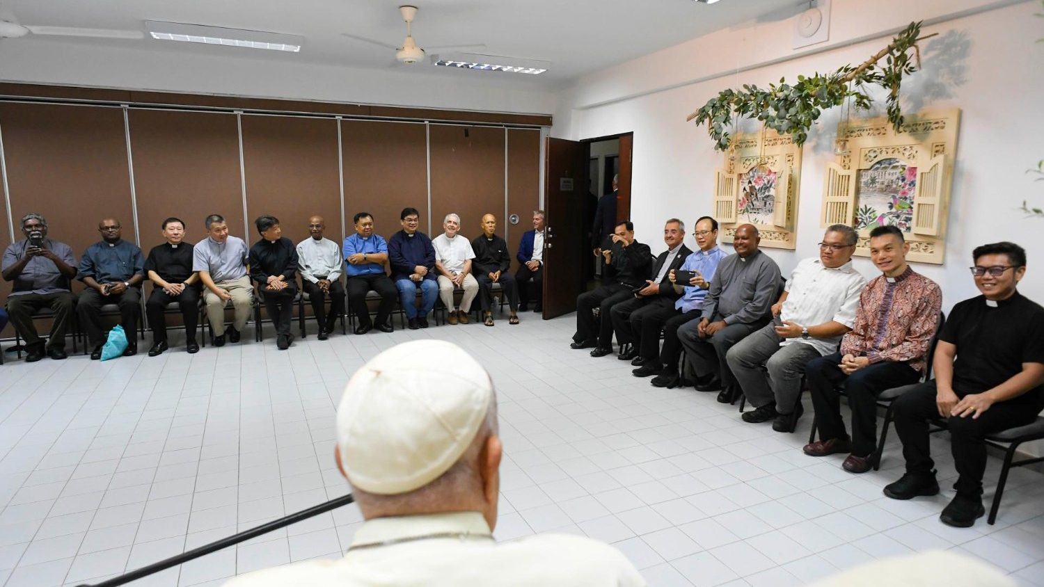 Singapore. Papa Francesco alla Compagnia di Gesù: «All'episcopato dissi di no, non volevo essere guardiano delle rovine»