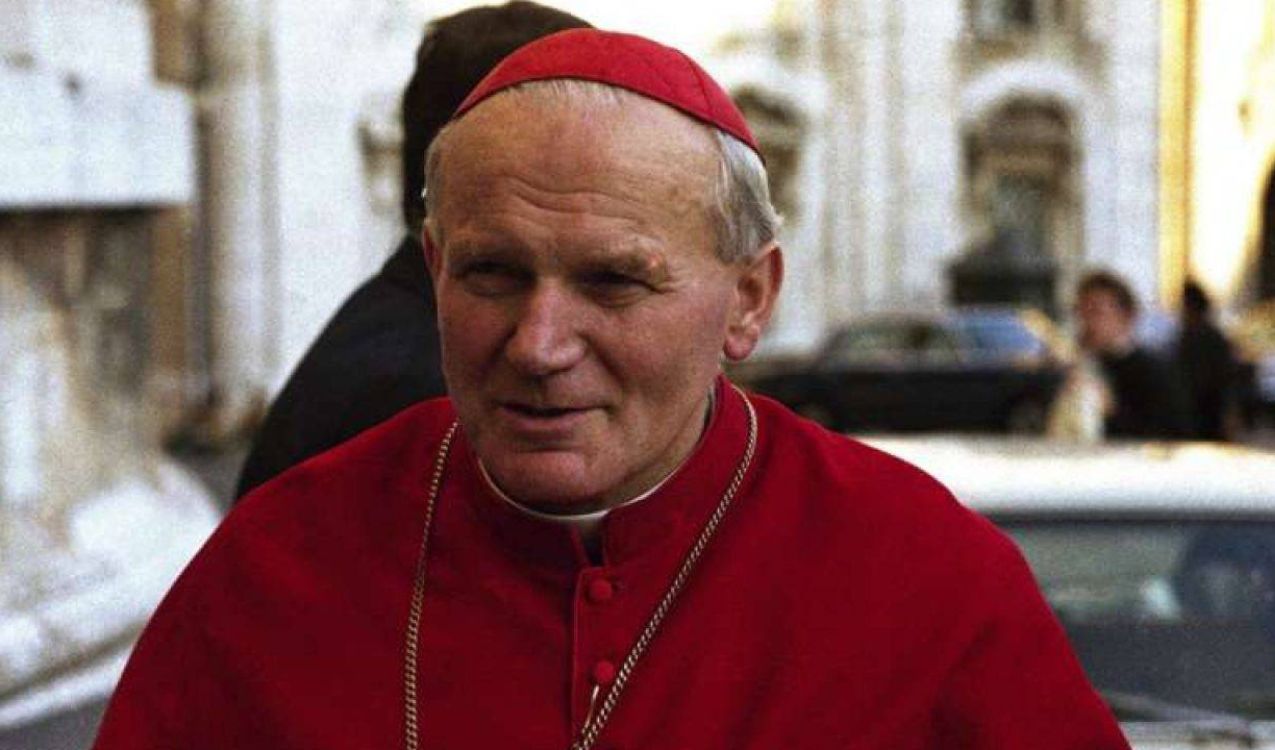 I vescovi polacchi: "Accuse contro Wojtyła create ad hoc dai servizi"
