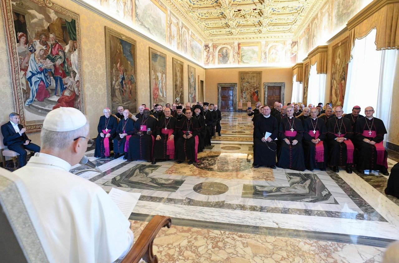 Leone XIV ai vescovi religiosi: «Ascoltare la voce dello Spirito»