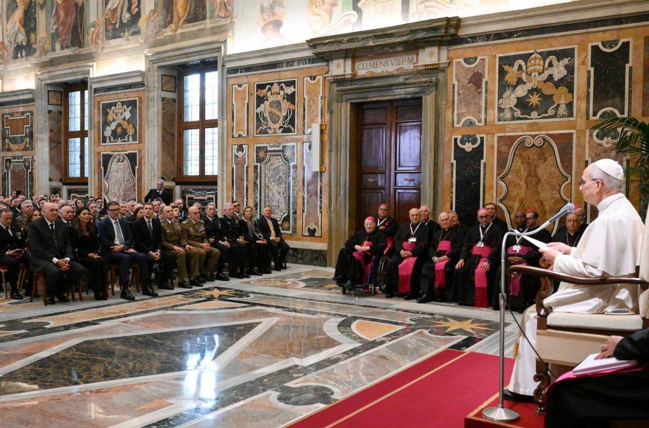 Papa Leone XIV ai cappellani militari: “Difendere i deboli e custodire la pace è una vocazione”