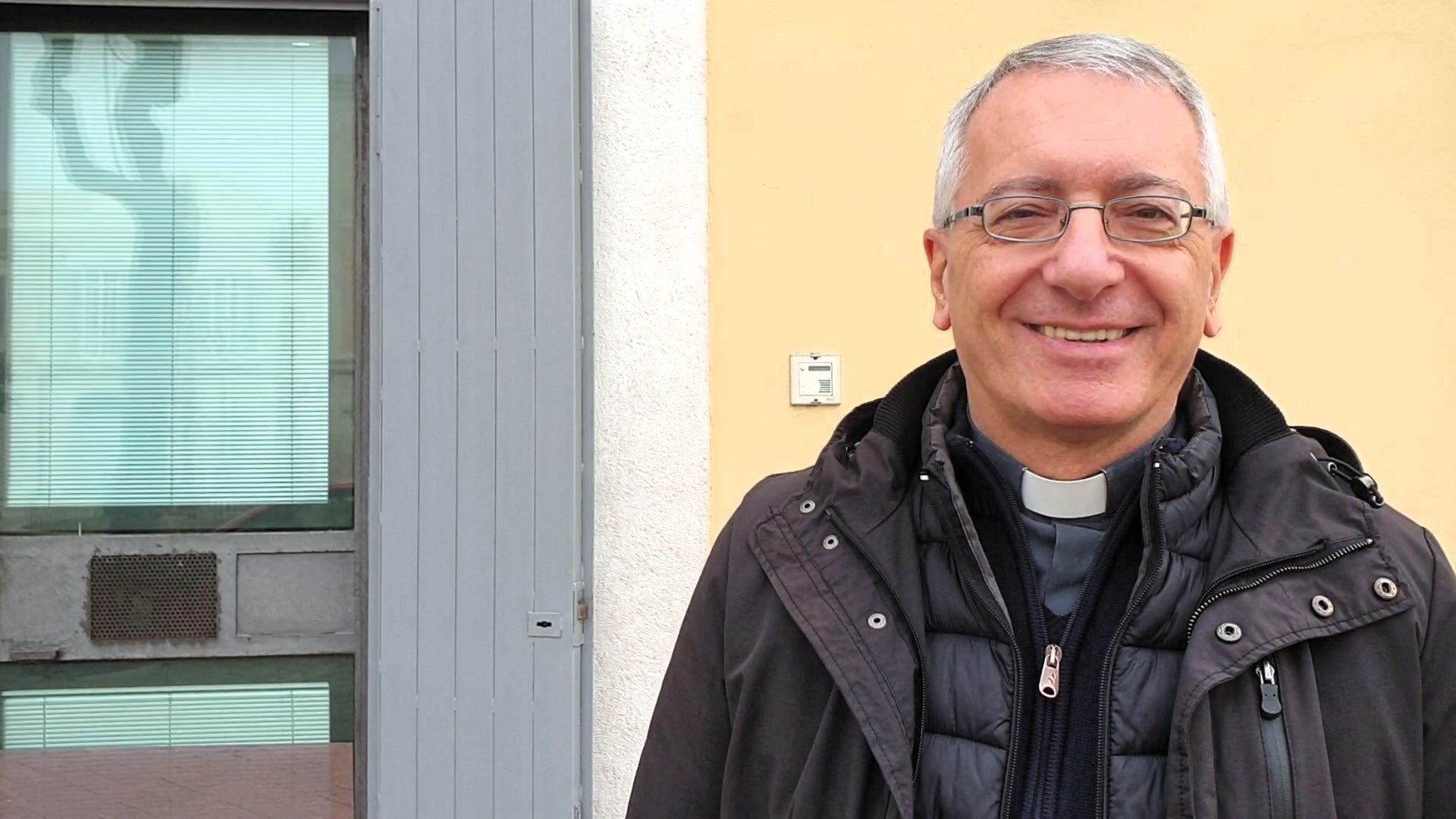 Referendum in chiesa: a Trani si profana il luogo sacro e si calpesta il codice