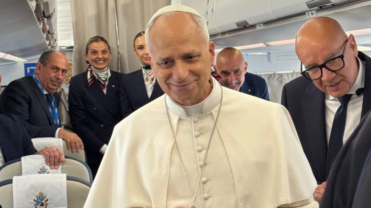 León XIV ha llegado a Madrid. Ha comenzado el cuarto Viaje Apostólico