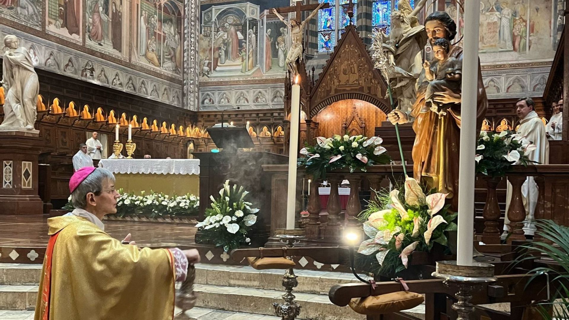 Orvieto. Mons. Sigismondi celebra il patrono San Giuseppe: «I figli non hanno bisogno di “genitori amici” ma di adulti che sappiano reggere il peso del proprio ruolo».