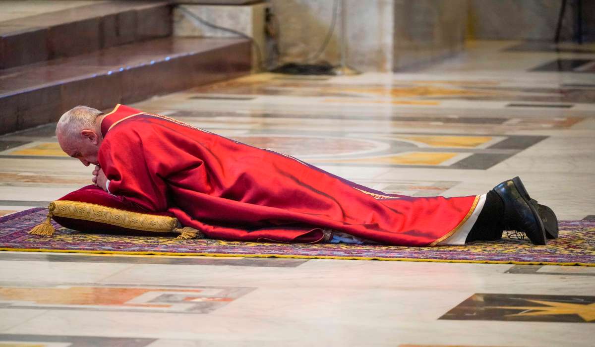 Cantalamessa: "non uscite da questo mondo come Pilato uscì dal Pretorio"