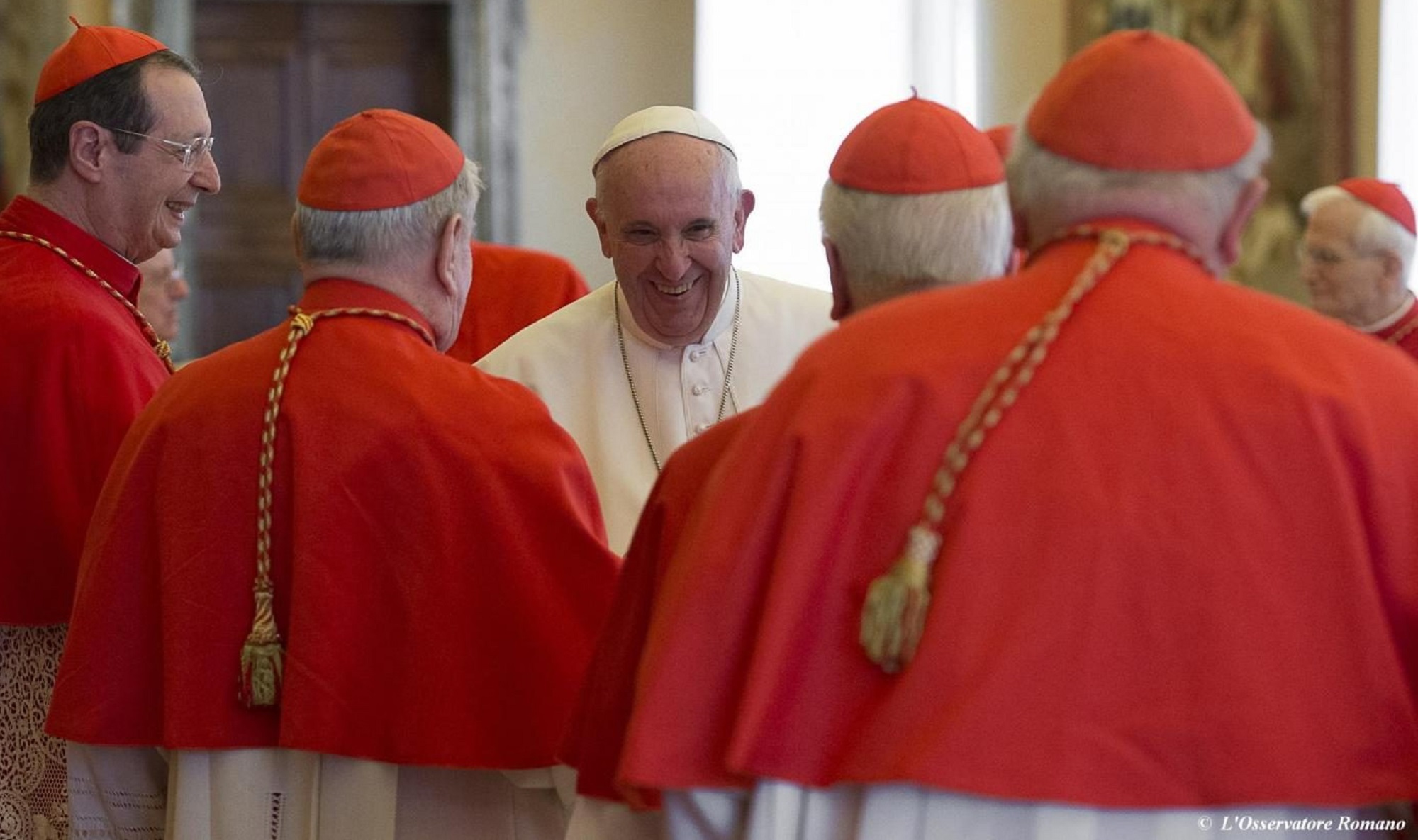 Papa Francesco ai cardinali: «L'attuale gestione pensionistica genera un importante disavanzo».E nomina Farrel Amministratore Unico