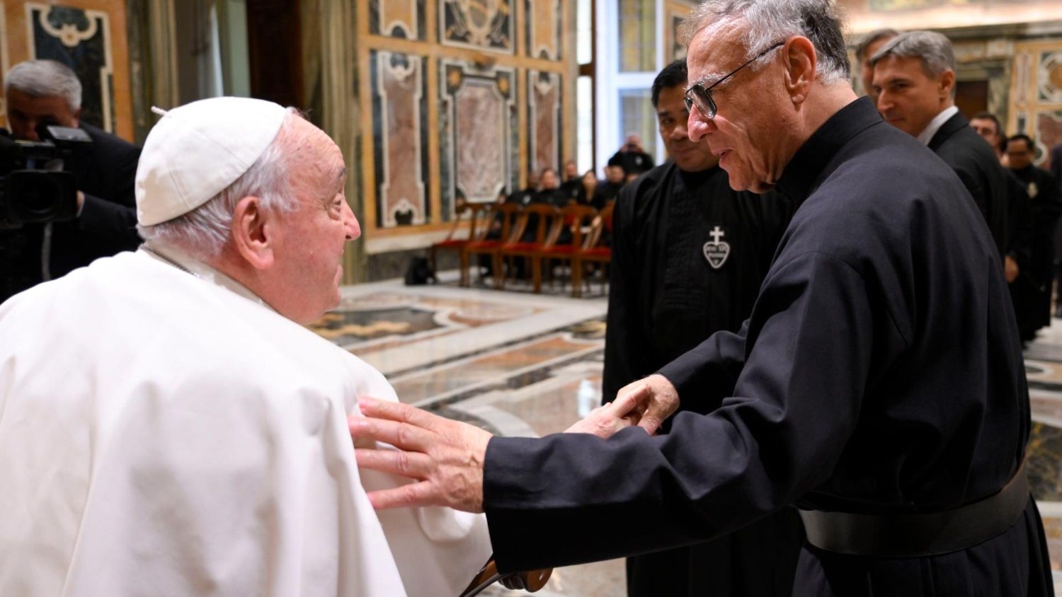Papa Francesco ai Passionisti: «Tenete vivo il prezioso carisma di San Paolo»