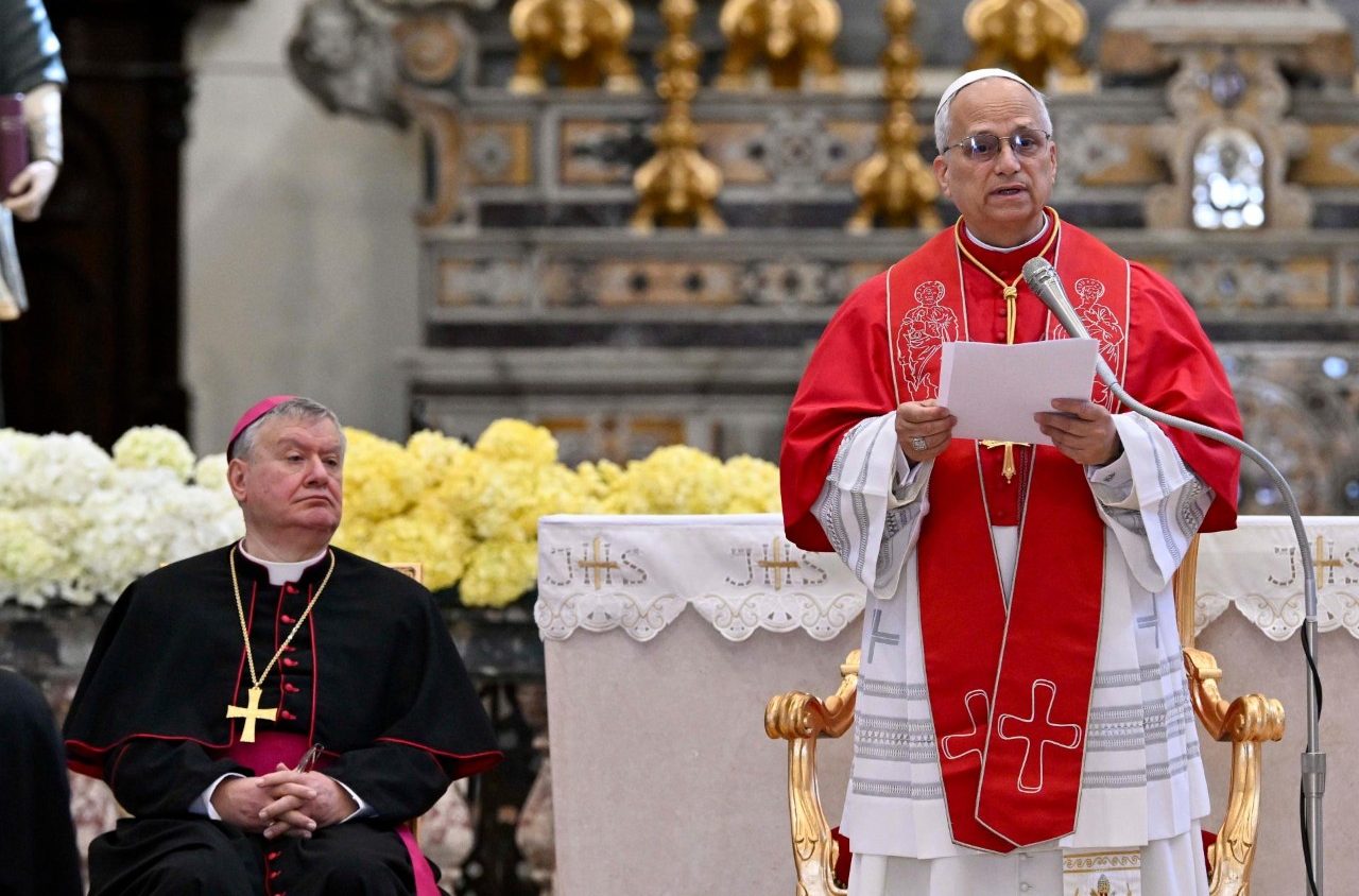 Papa Leone XIV in visita ad Acerra: "Potranno queste ossa rivivere?"