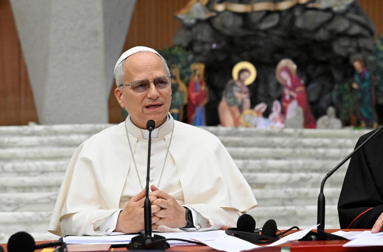 Il Papa non cerca applausi: la chiarezza che mette a nudo il potere