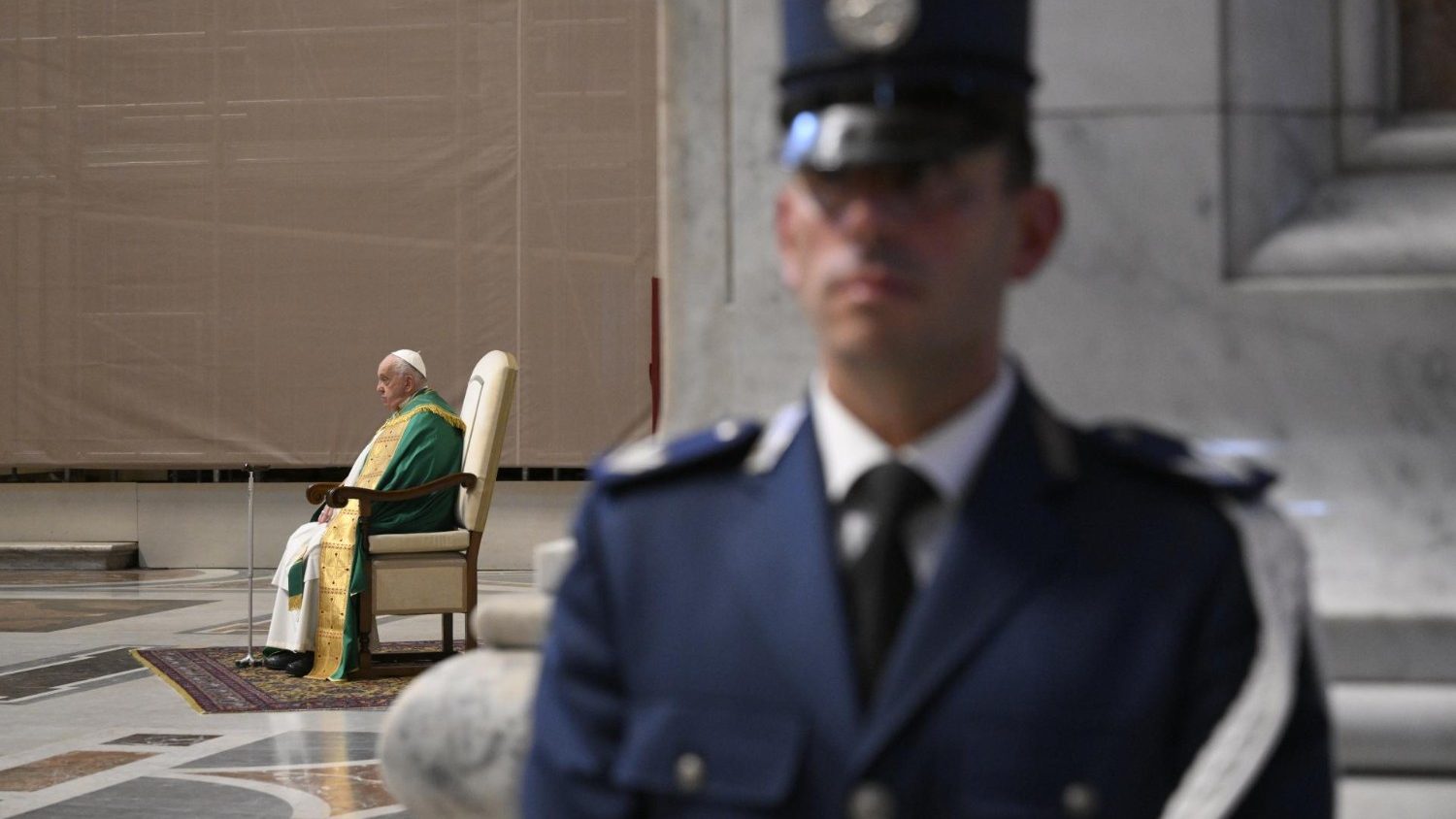 Vaticano. La legge fantasma del Papa. Gravi violazioni dei diritti umani