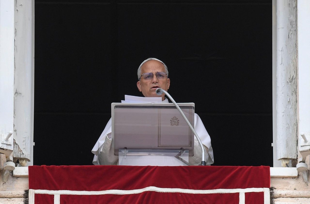 Angelus. Leone XIV: «Benedico chi parteciperà attivamente al Corpus Domini!»