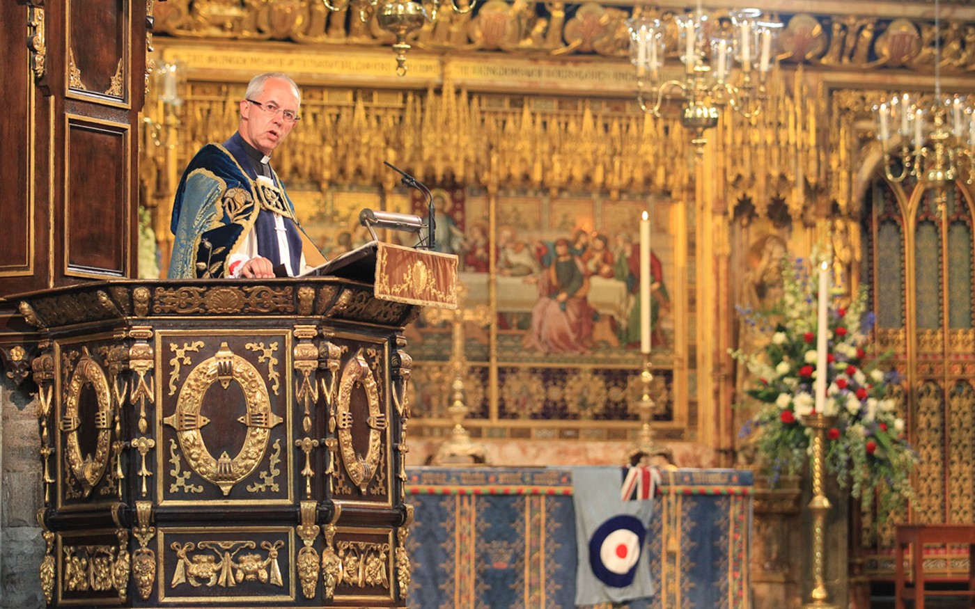 Justin Welby: "Come celebriamo la Pasqua all'ombra della guerra?"