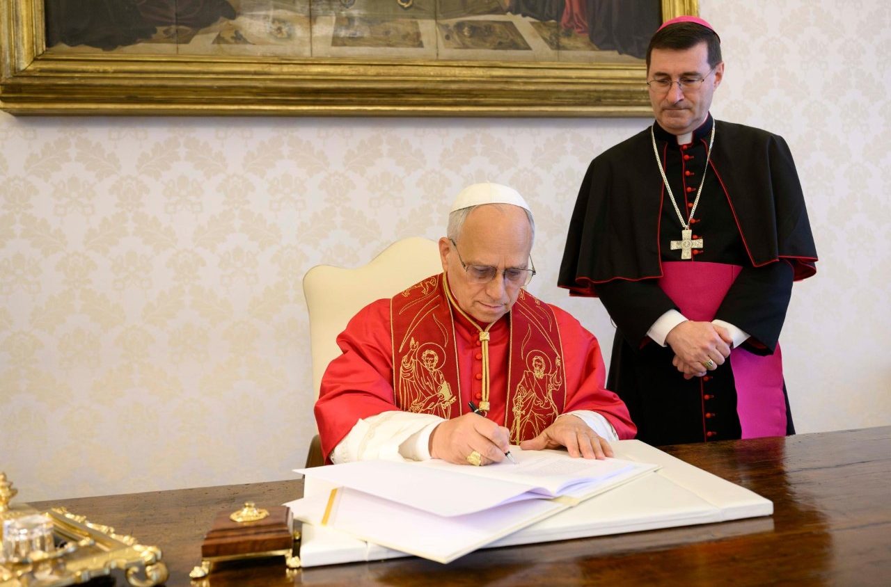 Magnifica Humanitas. Leão XIV apela a desarmar a IA para salvar o humano