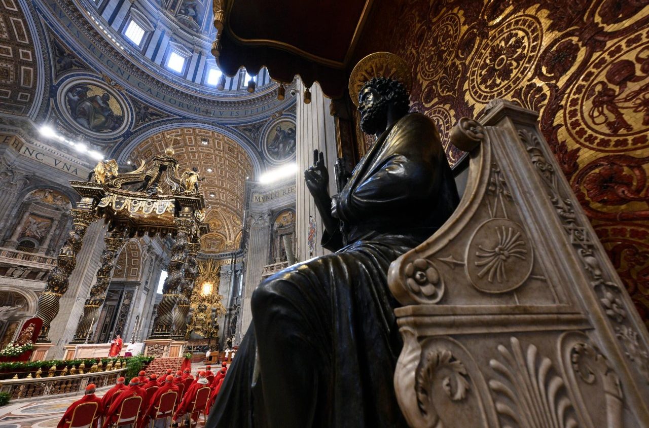 Novendiali. Un porporato: "Quale eredità?" Una Chiesa stanca