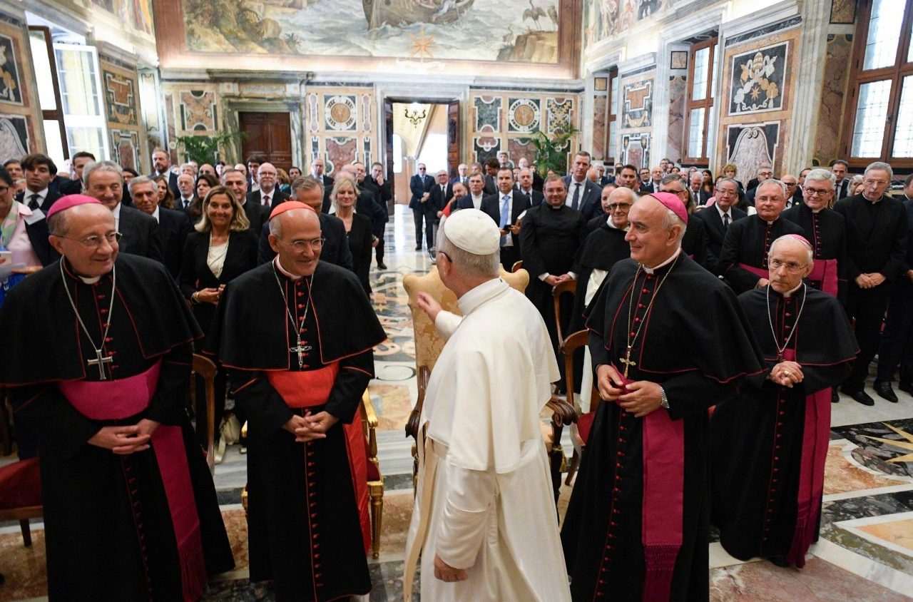 Papa Leone XIV ai teologi: «La fede non è astratta, ma sapienza incarnata»