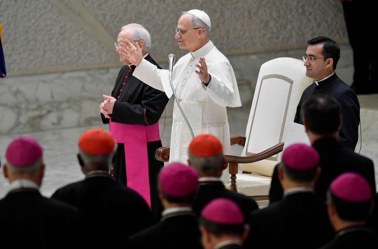 «I Papi passano, la Curia rimane». La svolta di Leone XIV: dignità ai lavoratori, unità nella Curia