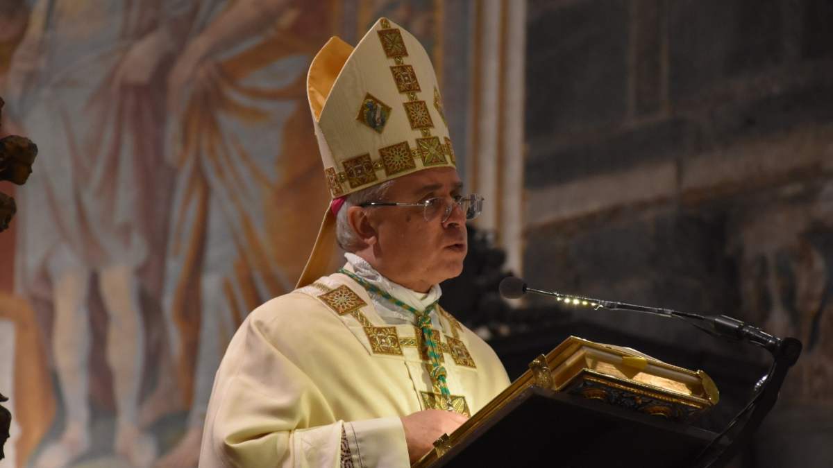 Mons. Luigi Renna operato d'urgenza a seguito di un infarto