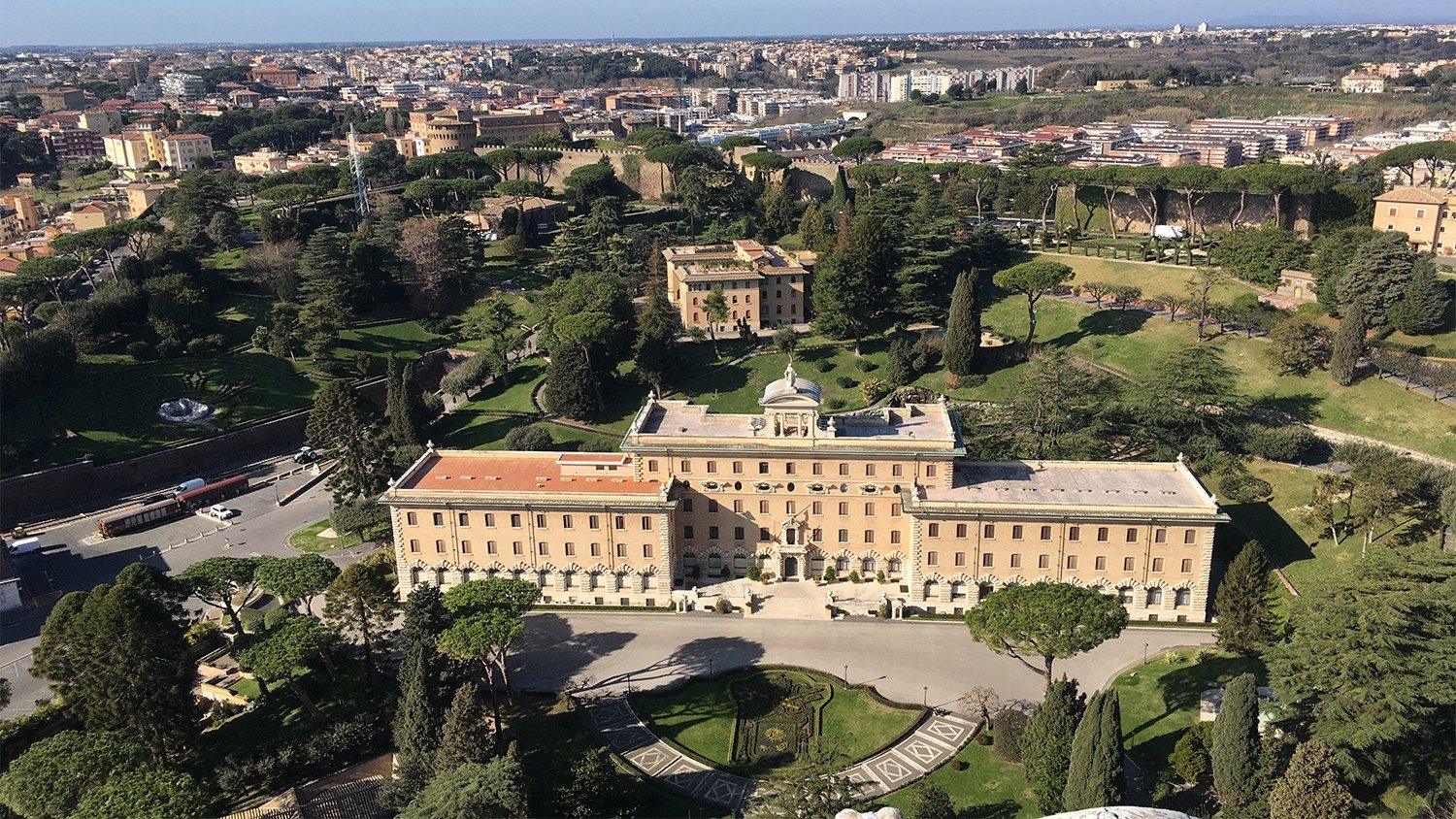 Vaticano. Leone XIV dona universalità alla Pontificia Commissione per lo Stato
